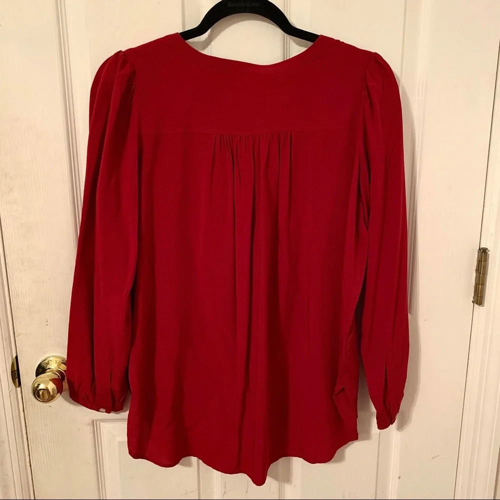 Red blouse - Picture 3 of 3